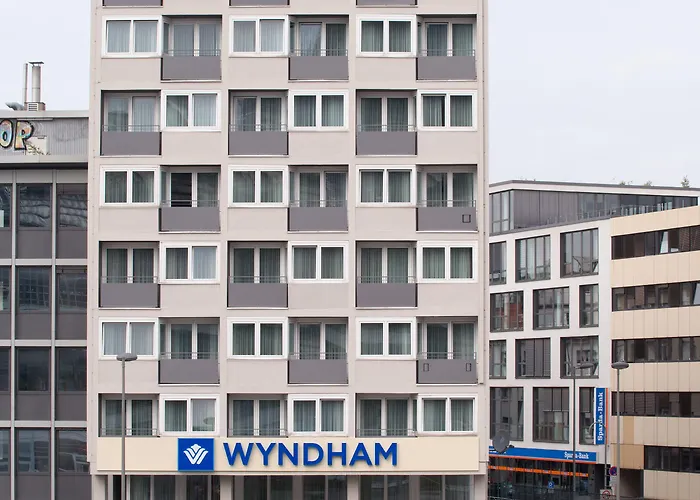 Wyndham 4*