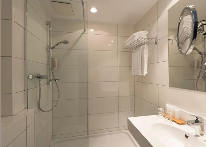 Wyndham 호텔 4*