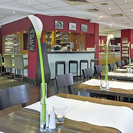 Wyndham Hotel 4*