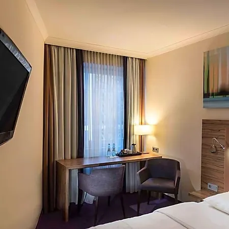 Wyndham Hotel 4*
