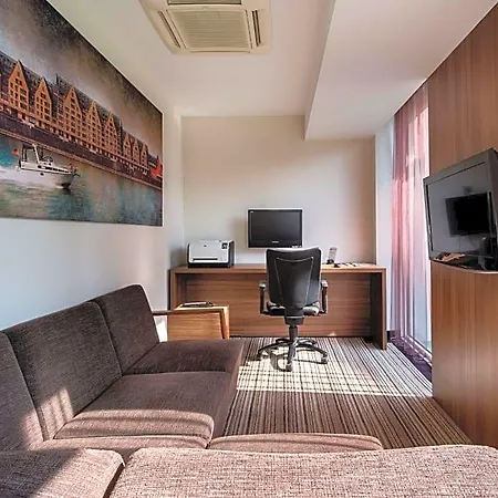 Wyndham Hotel 4*
