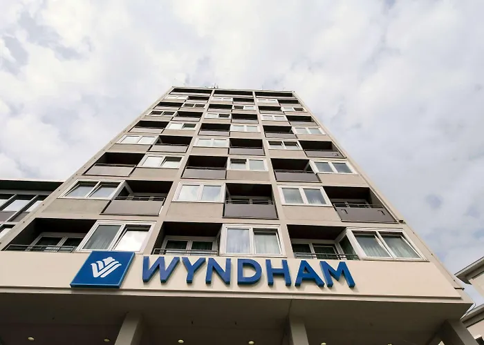 호텔 Wyndham 4*